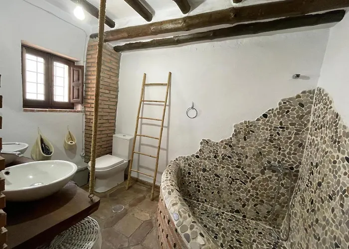 Casa Cuadras Nyaraló Granada